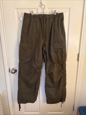 Men's Olive Cargo Pants with Drawstring Waist